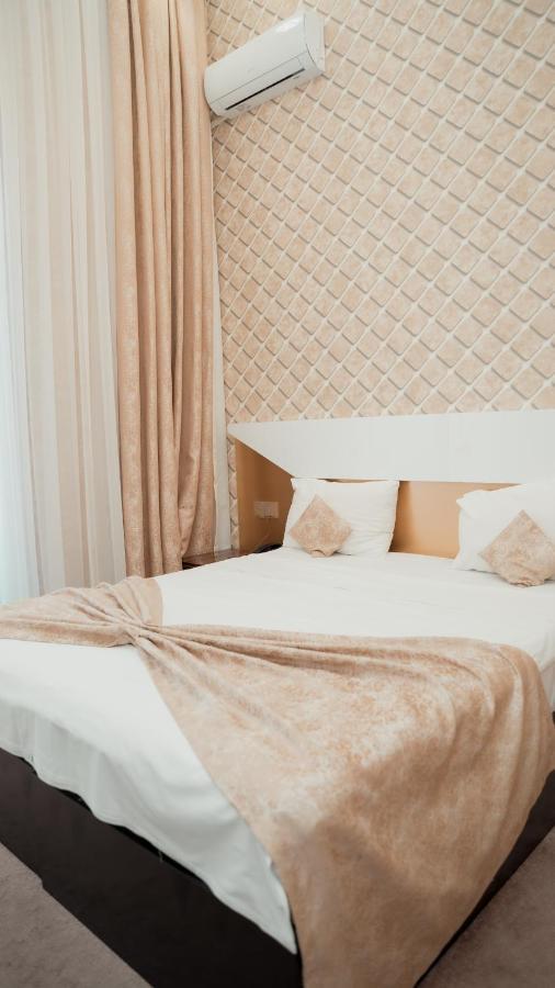 Dionis Baku Hotel Eksteriør bilde